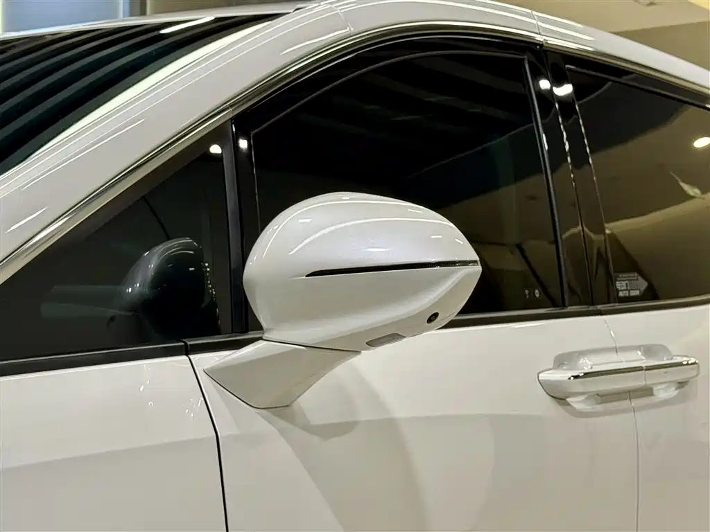 Buick Century 2023 2.0T 6-Seater Yunshi Edition