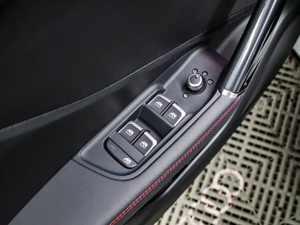 Audi Q2L 2022 35 TFSI Entry Dynamic Edition