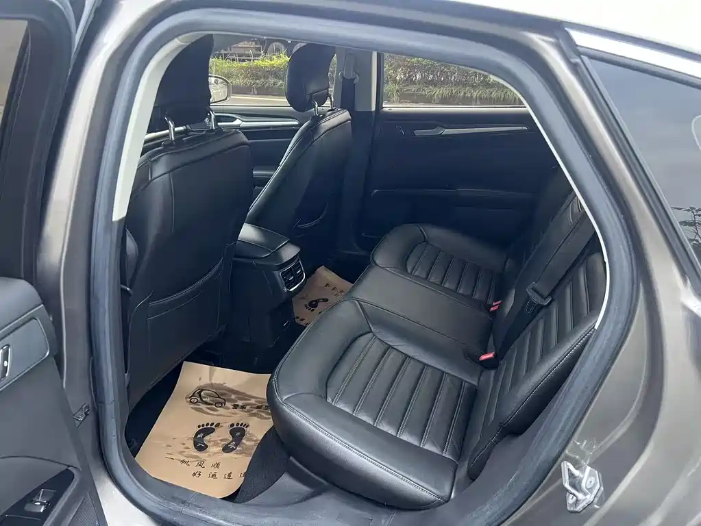Ford Mondeo 2013 1.5L GTDi180 Fashion