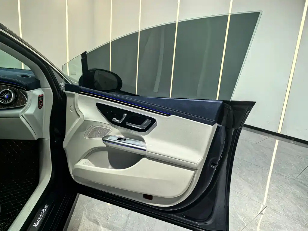 Mercedes-Benz EQE 500 4MATIC Pioneer Edition 2025