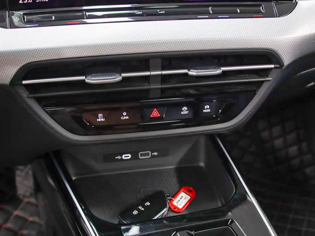 Volkswagen Lamando L 2022 280TSI DSG Cool Spicy Edition