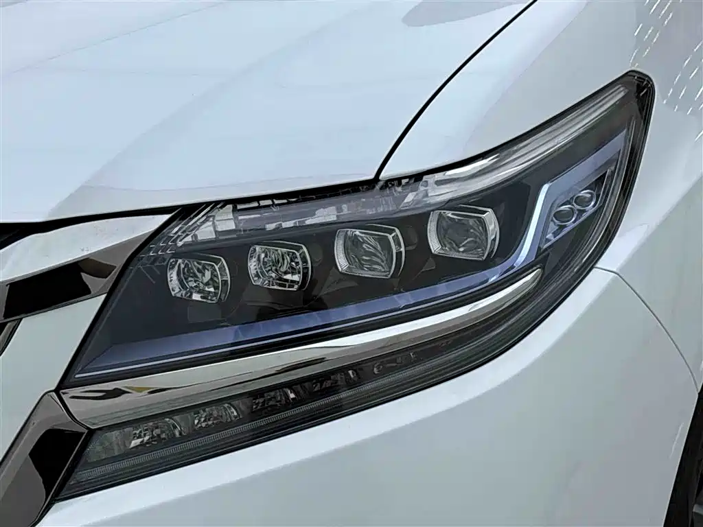 Honda Elysion 2019 2.0L Hybrid Supreme Edition
