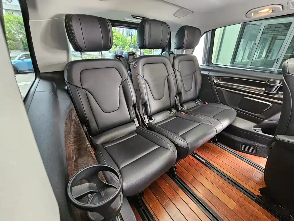 Mercedes-Benz V-Class 2018 V 260 Exclusive Edition China VI
