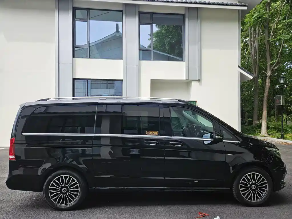 Mercedes-Benz V-Class 2018 V 260 Exclusive Edition China VI