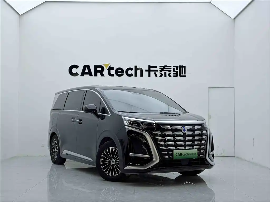 Denza D9 2024 DM-i 980 AWD Zunjong Edition