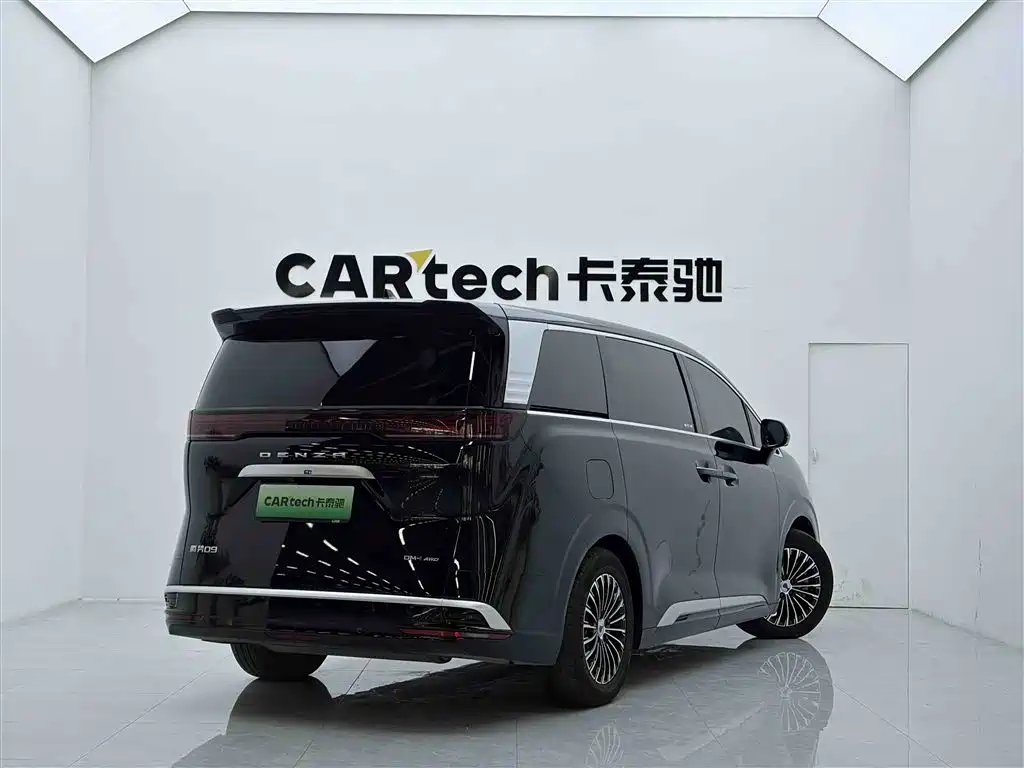 Denza D9 2024 DM-i 980 AWD Zunjong Edition