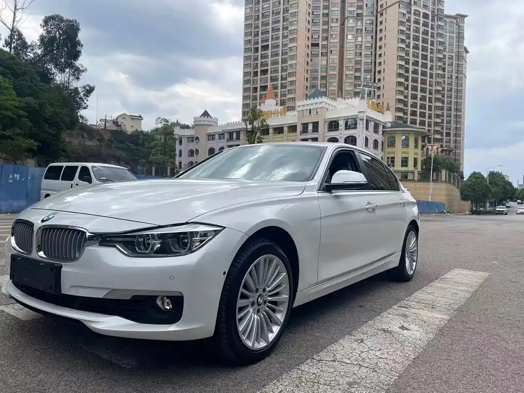 BMW 3 Series 2018 320Li xDrive Fashion Edition