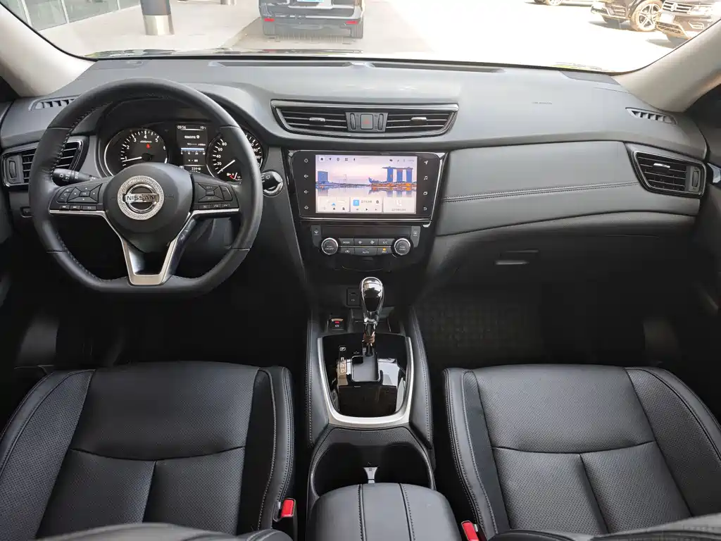 Nissan X-Trail 2023 Classic 2.0L 2WD Smart Connect Premium Edition