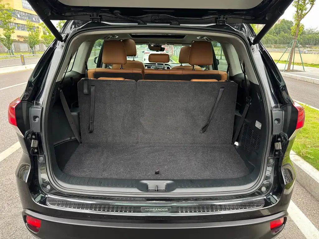 Highlander 2018 2.0T AWD Knight Edition 7-seater China VI