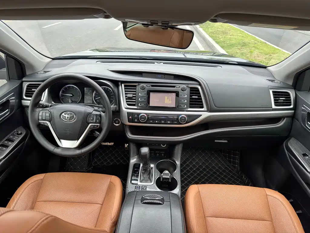 Highlander 2018 2.0T AWD Knight Edition 7-seater China VI