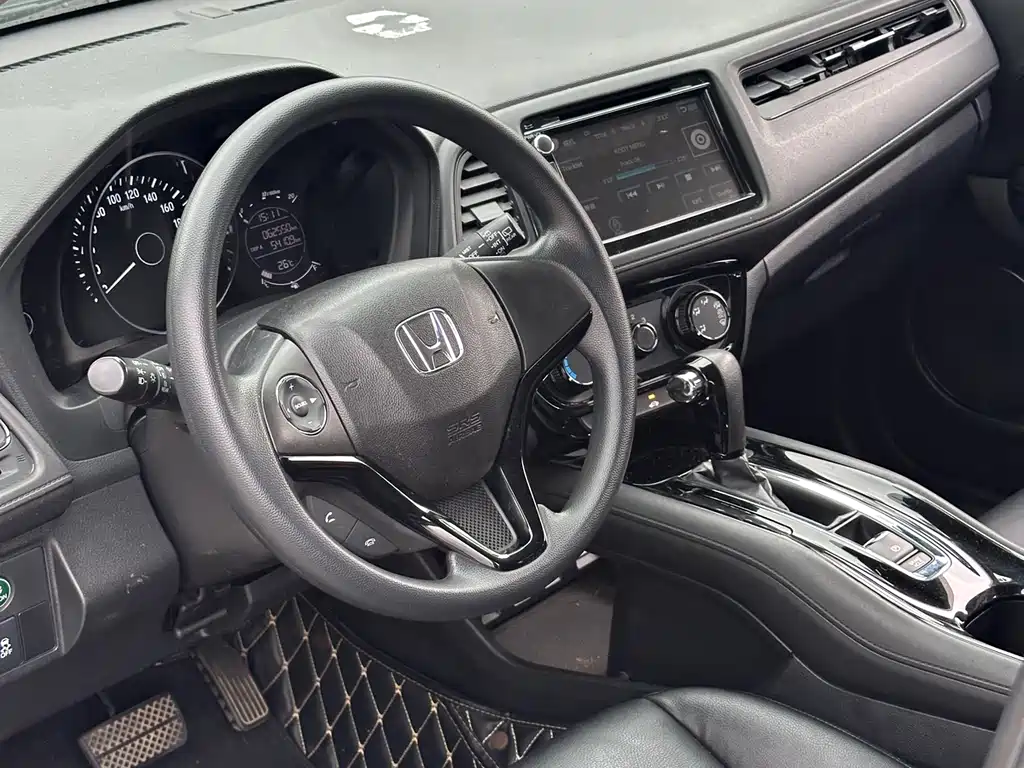 Honda Vezel 2015 1.5L CVT 2WD Comfort