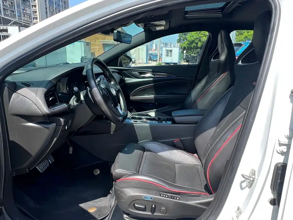 Buick Regal 2020 GS 28T Premium