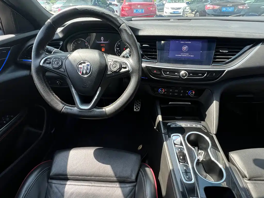 Buick Regal 2020 GS 28T Premium