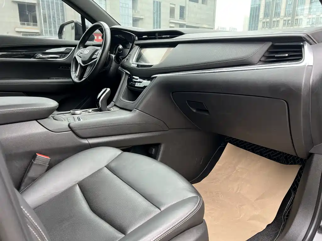 Cadillac XT5 2018 28T AWD Luxury