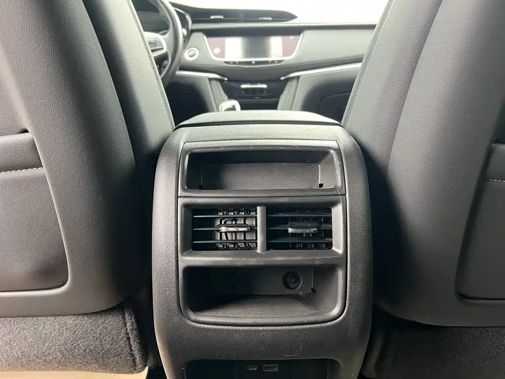 Cadillac XT5 2018 28T AWD Luxury
