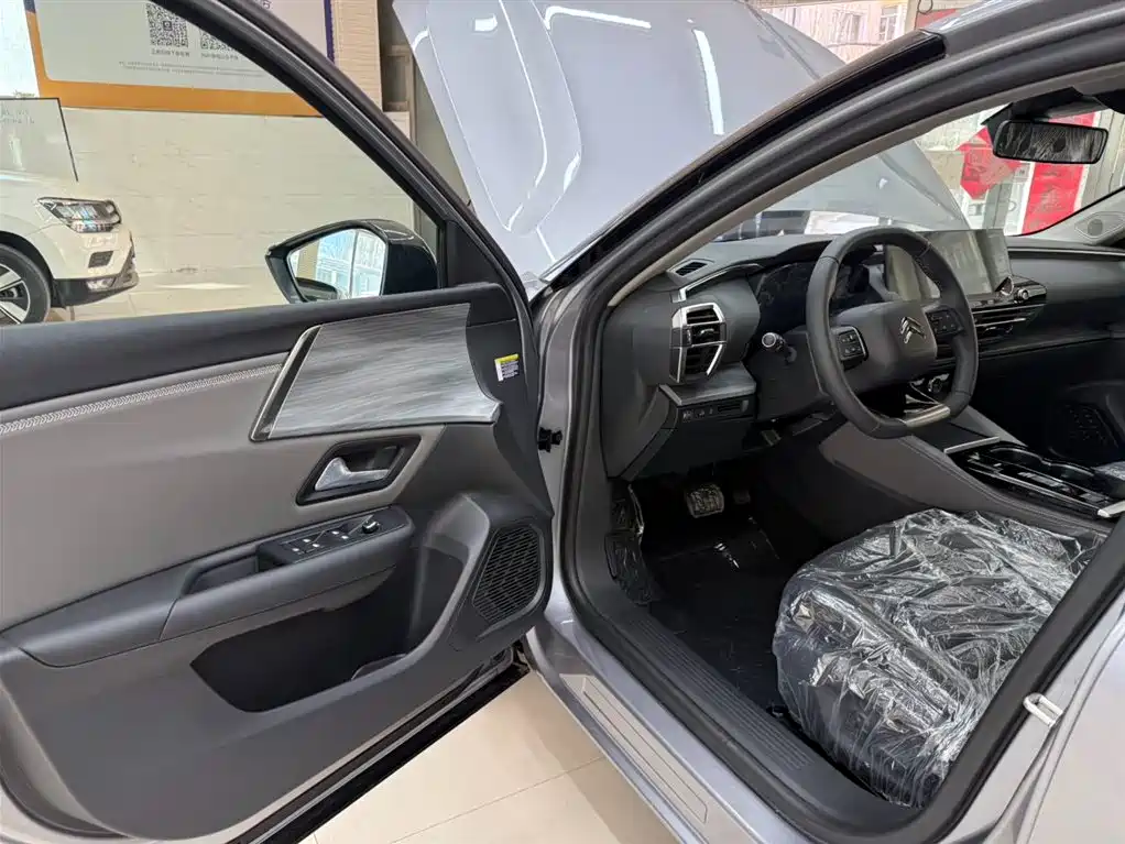 Citroën C5 X 2024 1.6T