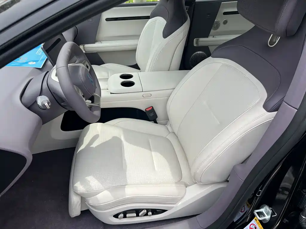 Avatr 06 2025 Pro EV