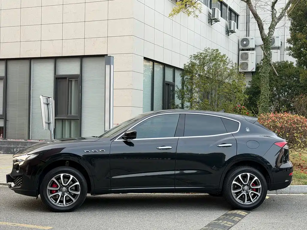 Maserati Levante 2016 3.0T Standard