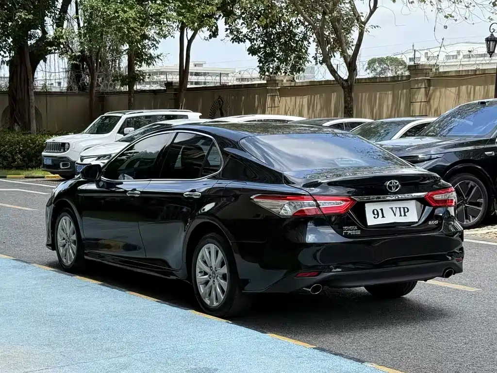 Toyota Camry 2018 2.0G Luxury Edition