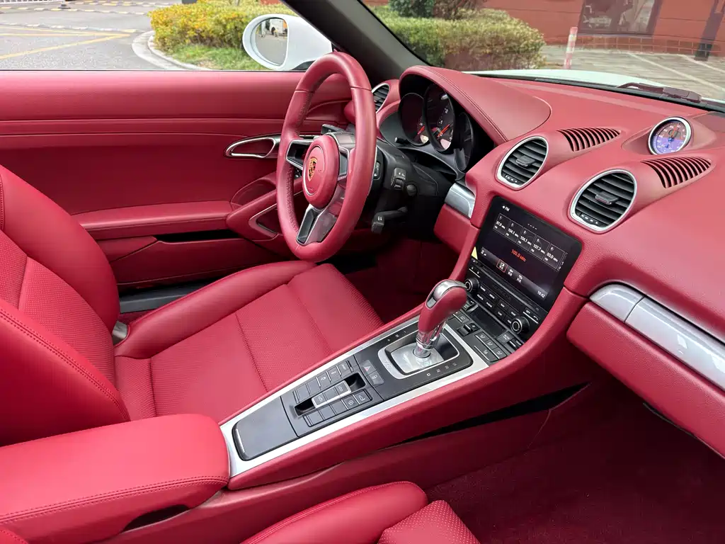 Porsche 718 Boxster 2.0T