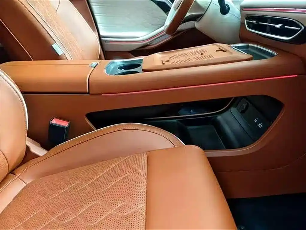 Voyah FREE 2024 Long Range Intelligent Driving Edition
