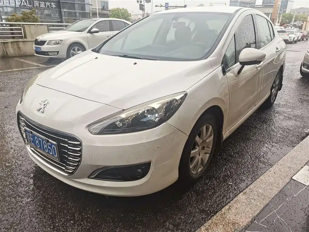 Peugeot 308 2012 1.6L Automatic Fashion Edition