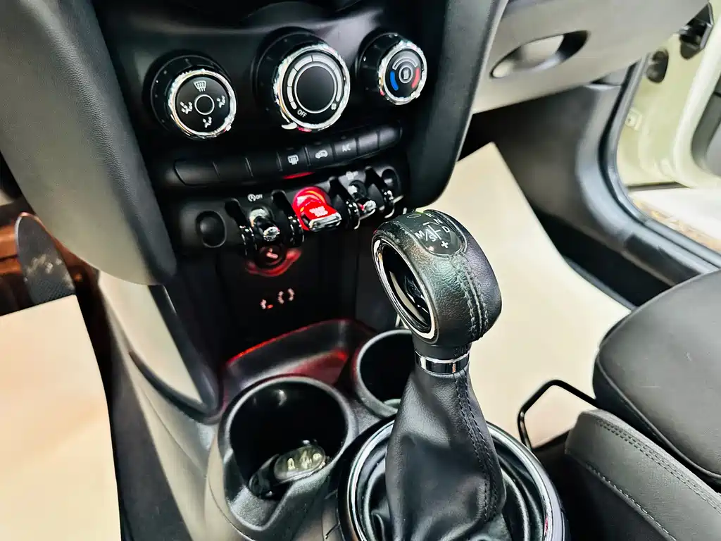 MINI Cooper 2016 1.5T