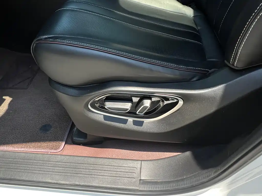 GAC Trumpchi M6 2023 PRO 270T DCT Luxury
