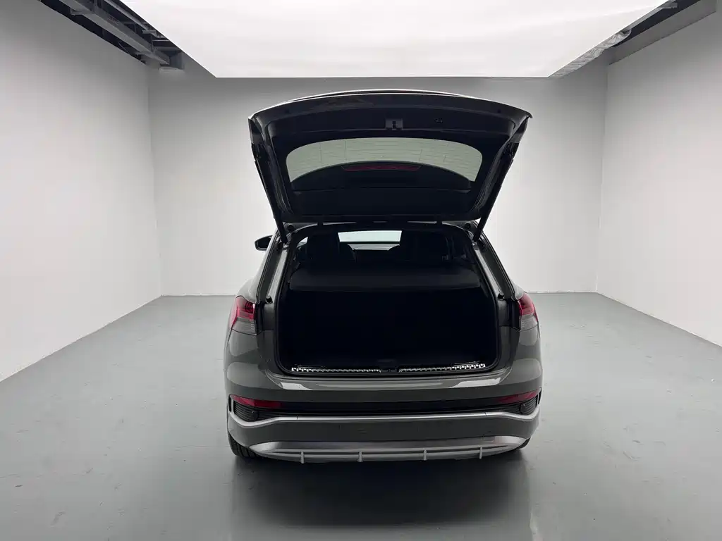 Audi Q4 e-tron 2023 40 e-tron Create Edition
