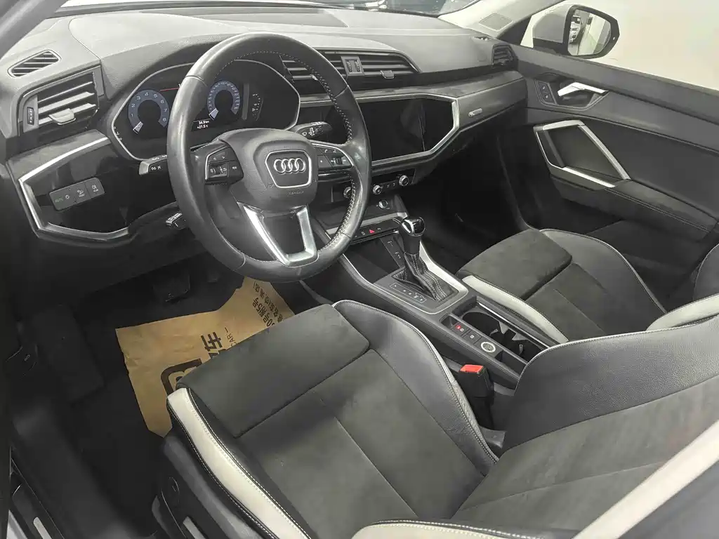 Audi Q3 2020 35 TFSI Progressive Dynamic