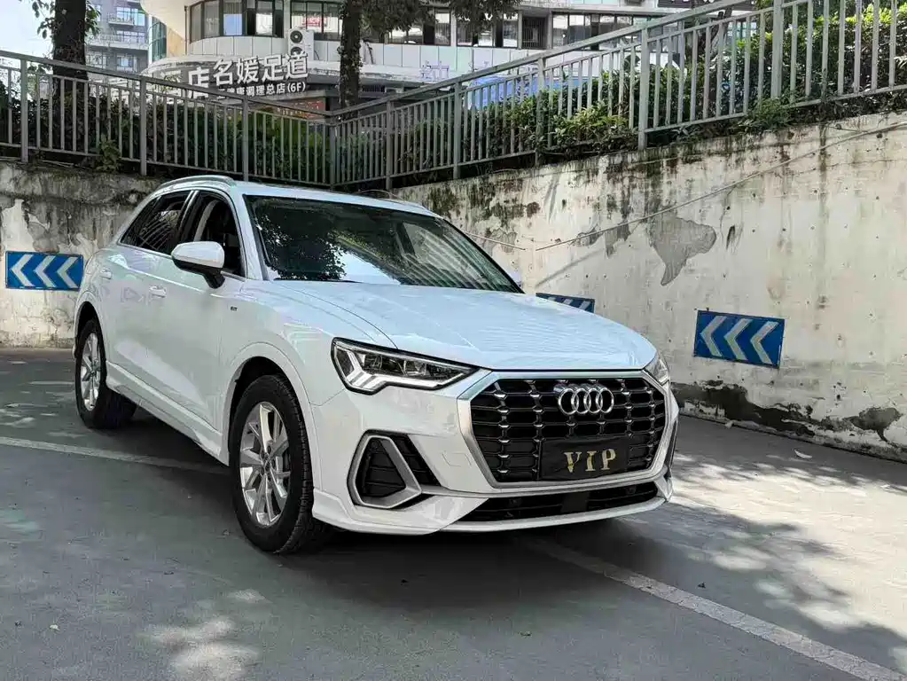 Audi Q3 2020 35 TFSI Progressive Dynamic