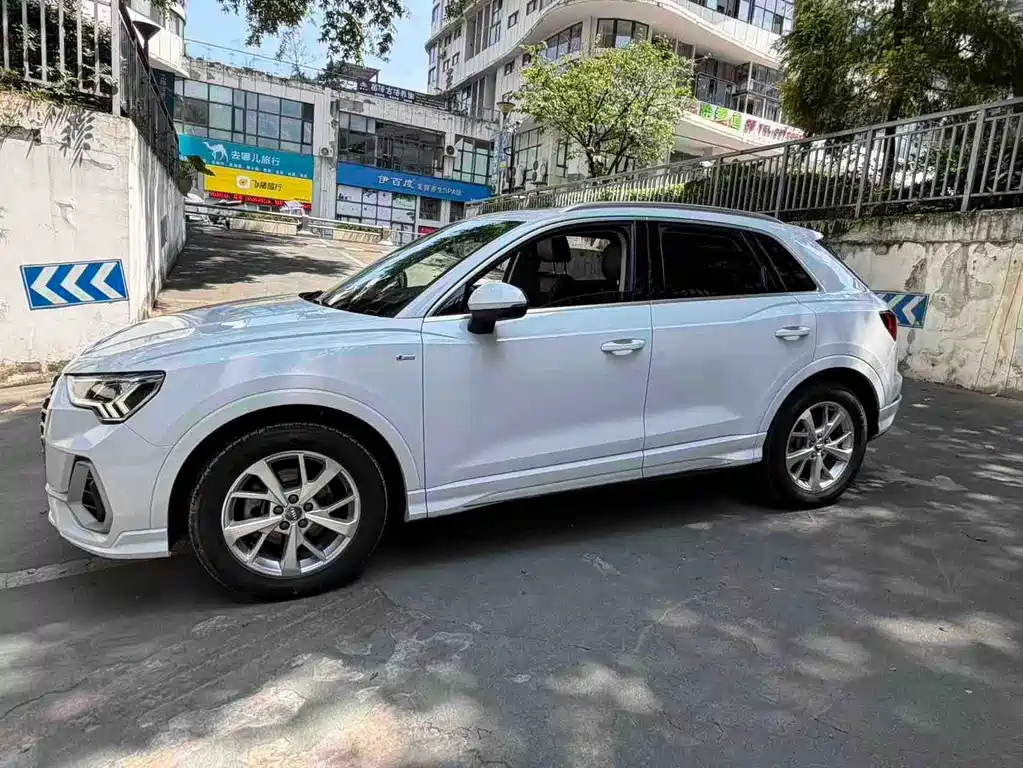 Audi Q3 2020 35 TFSI Progressive Dynamic