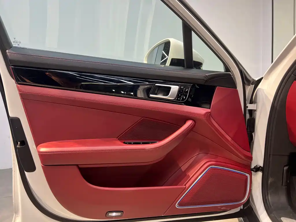 2017 Porsche Panamera 4 Executive LWB 3.0T