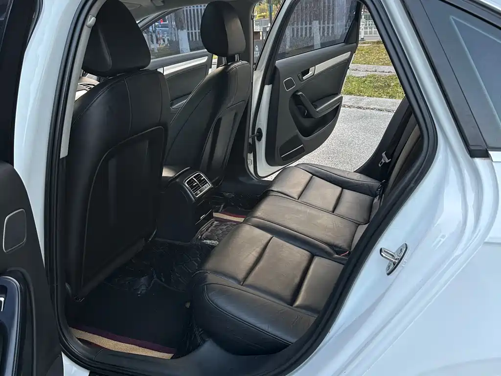 Audi A4L 2015 35 TFSI Automatic Standard