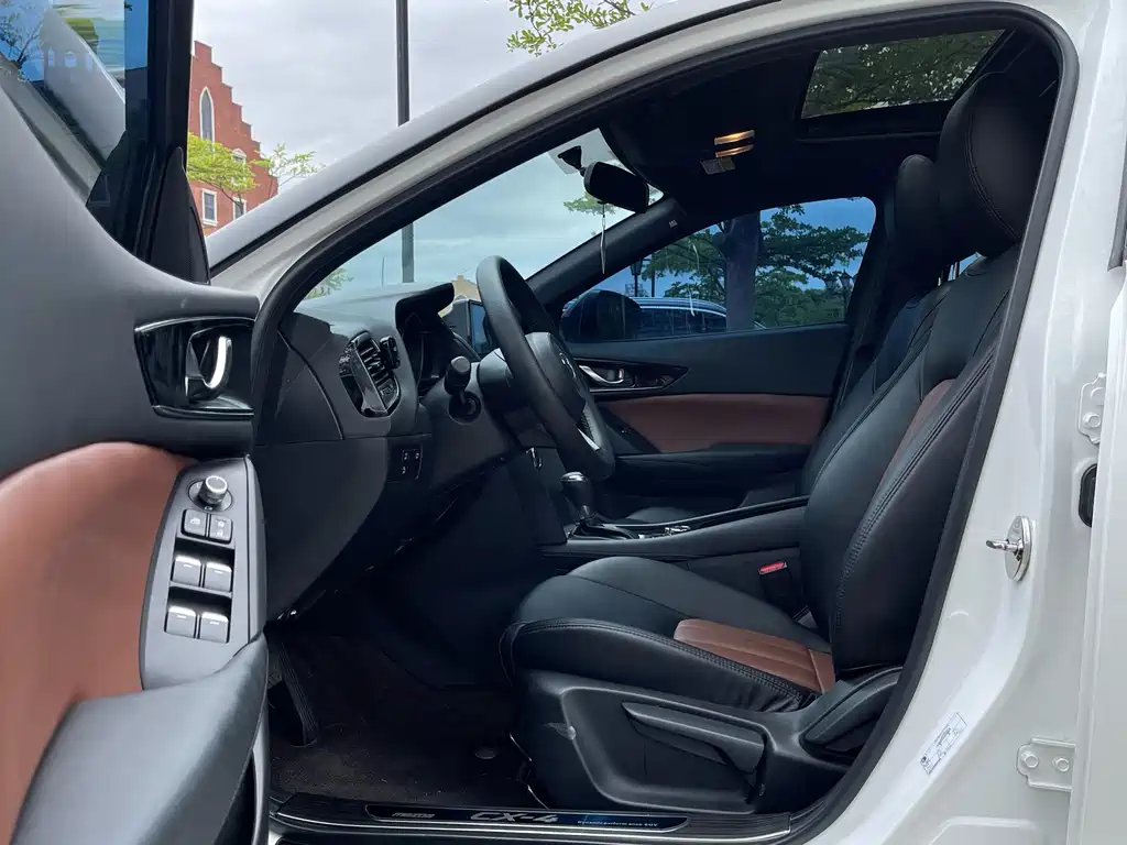 Mazda CX-4