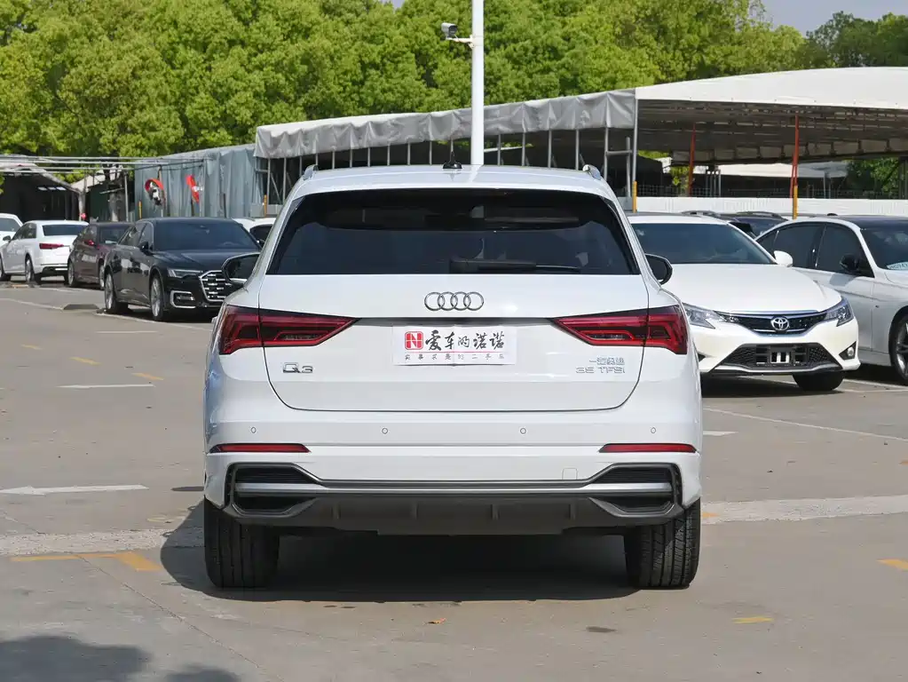 Audi Q3 2021 35 TFSI Entry Dynamic