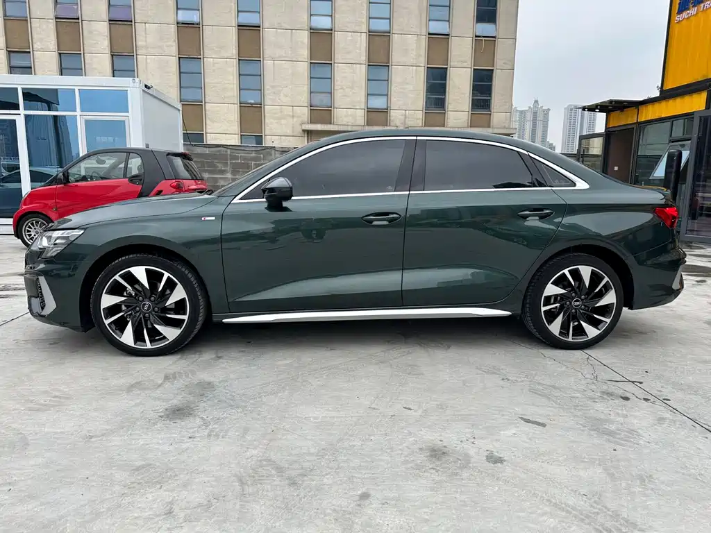 Audi A3L Limousine 35 TFSI Fashion Sport Edition 2023