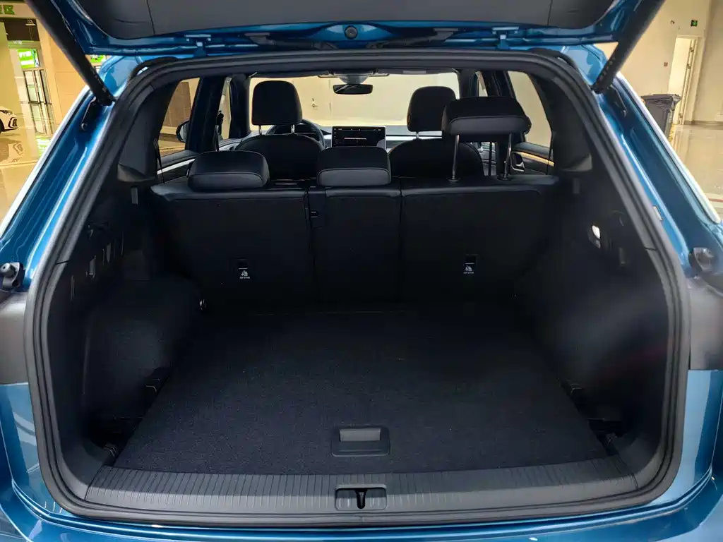 Volkswagen Tayron 2023 380TSI 4WD R-Line Pro