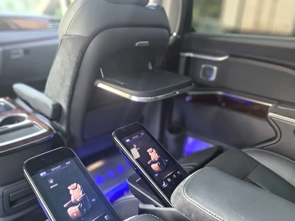 Hongqi HQ9 PHEV 2024 2.0T AWD Luxury Edition