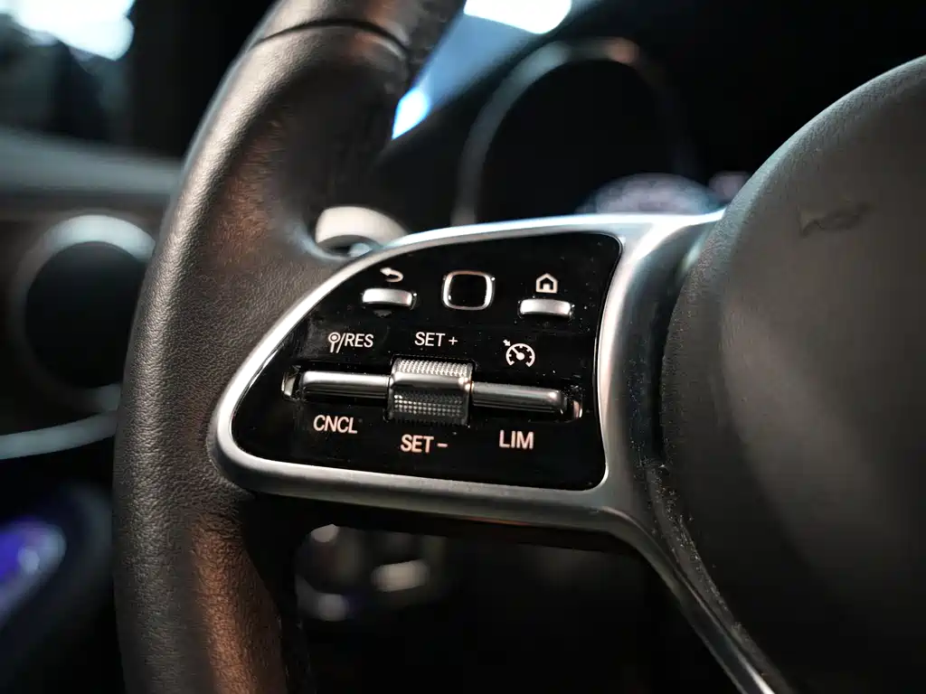 Mercedes-Benz GLC 260 L 4MATIC Luxury 2021