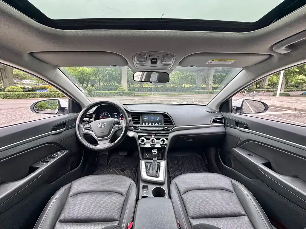 Hyundai Elantra 2020 1.5L CVT Zhixuan Elite