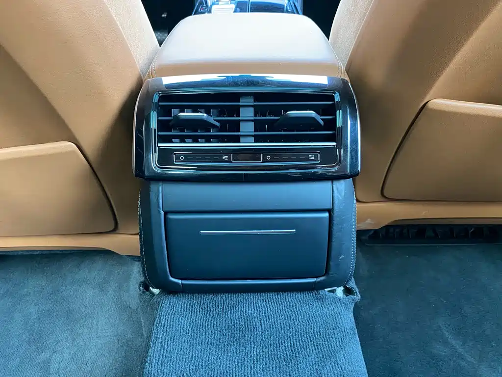Audi A8L 50 TFSI quattro 2024