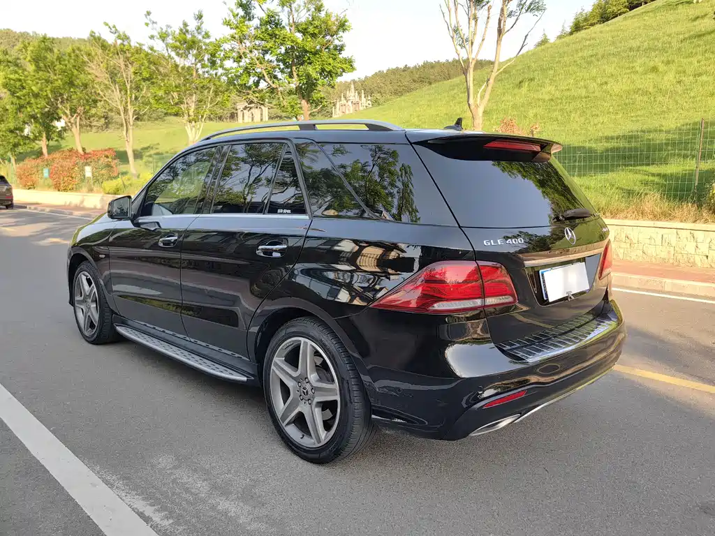 Mercedes-Benz GLE 400 4MATIC Collector's Edition