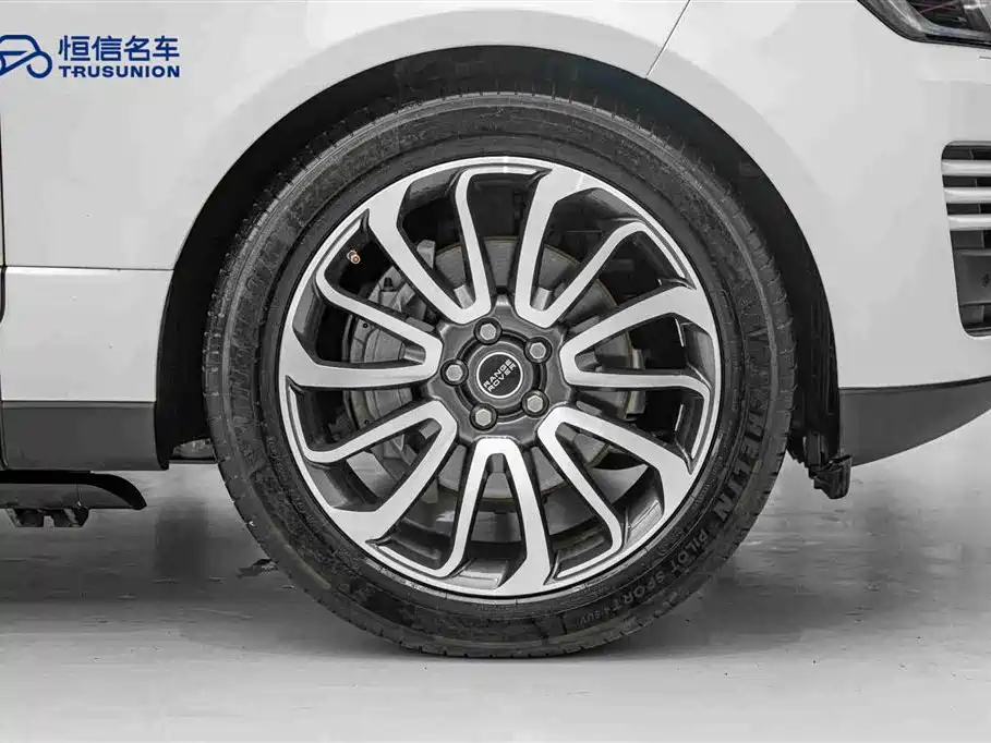 Range Rover 2021 3.0 L6 Vogue Edition