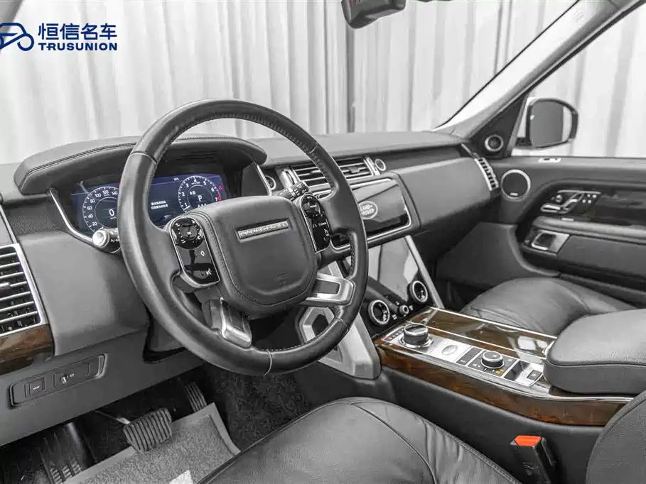 Range Rover 2021 3.0 L6 Vogue Edition