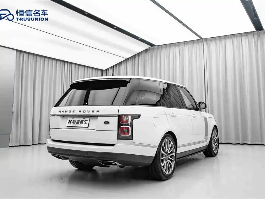 Range Rover 2021 3.0 L6 Vogue Edition