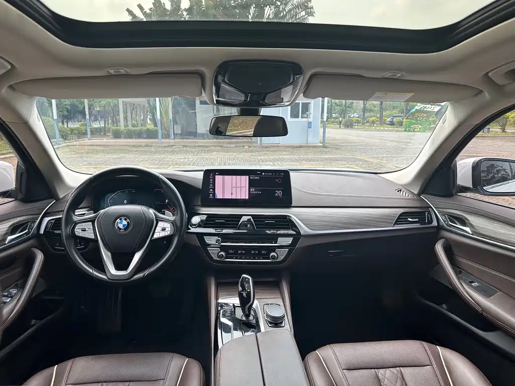 BMW 5 Series 2021 530Li Leading Edition Luxury Package - фото 7
