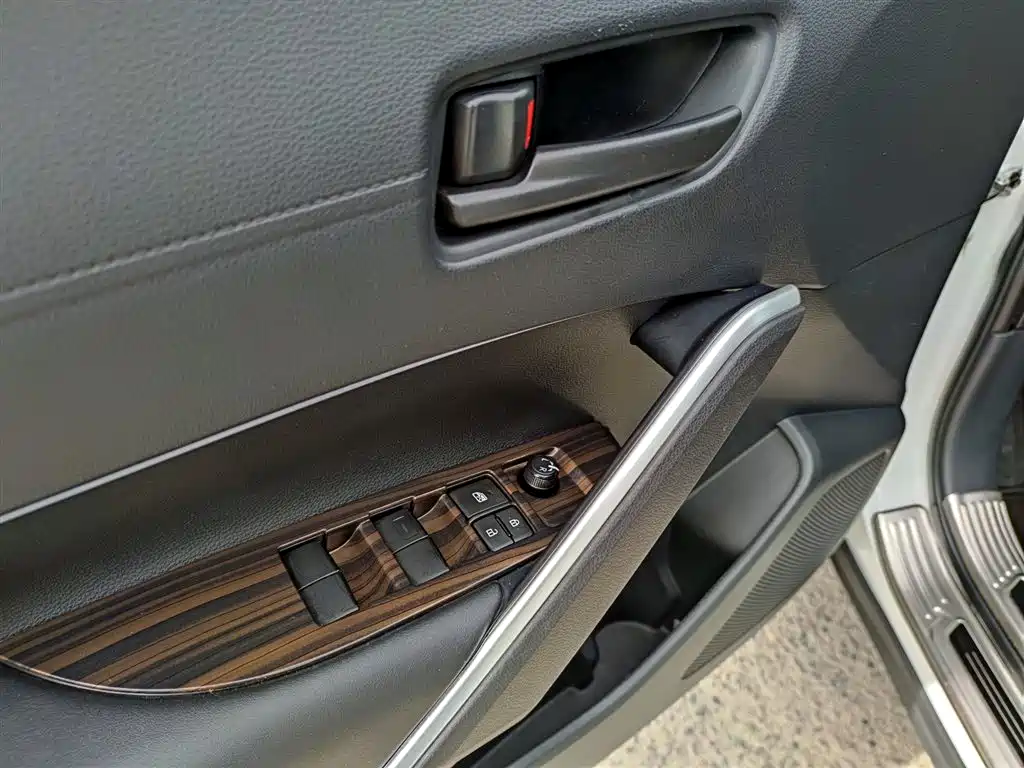 Corolla Cross 2024 2.0L Pioneer Edition