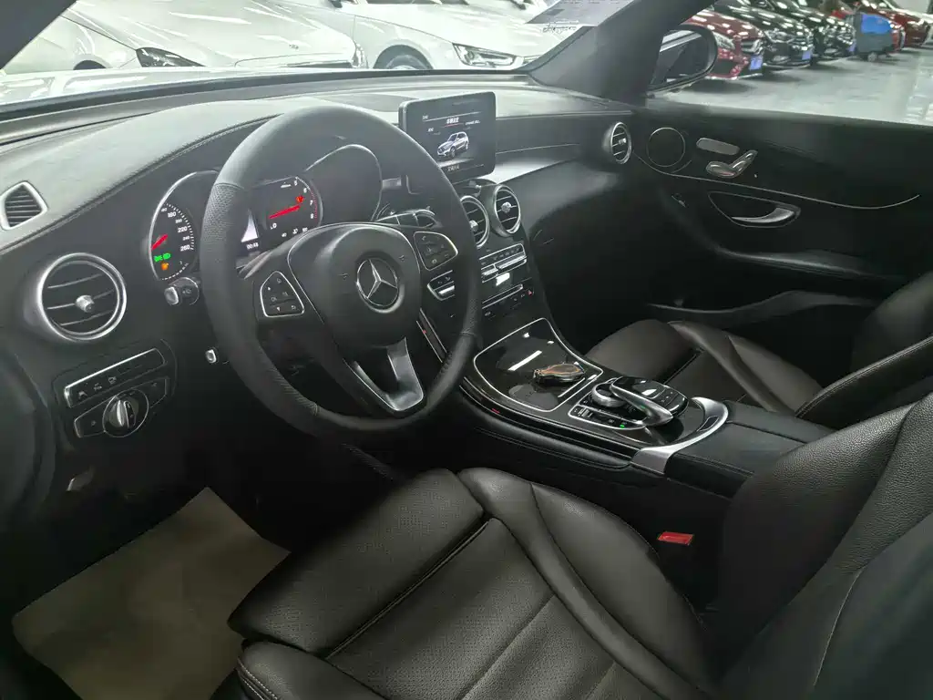 Mercedes-Benz GLC 2016 GLC 260 4MATIC Luxury