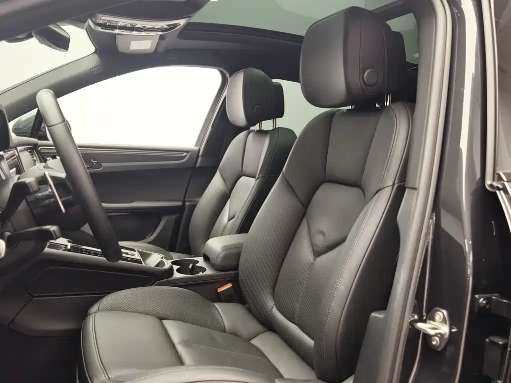 Porsche Macan 2.0T 2022